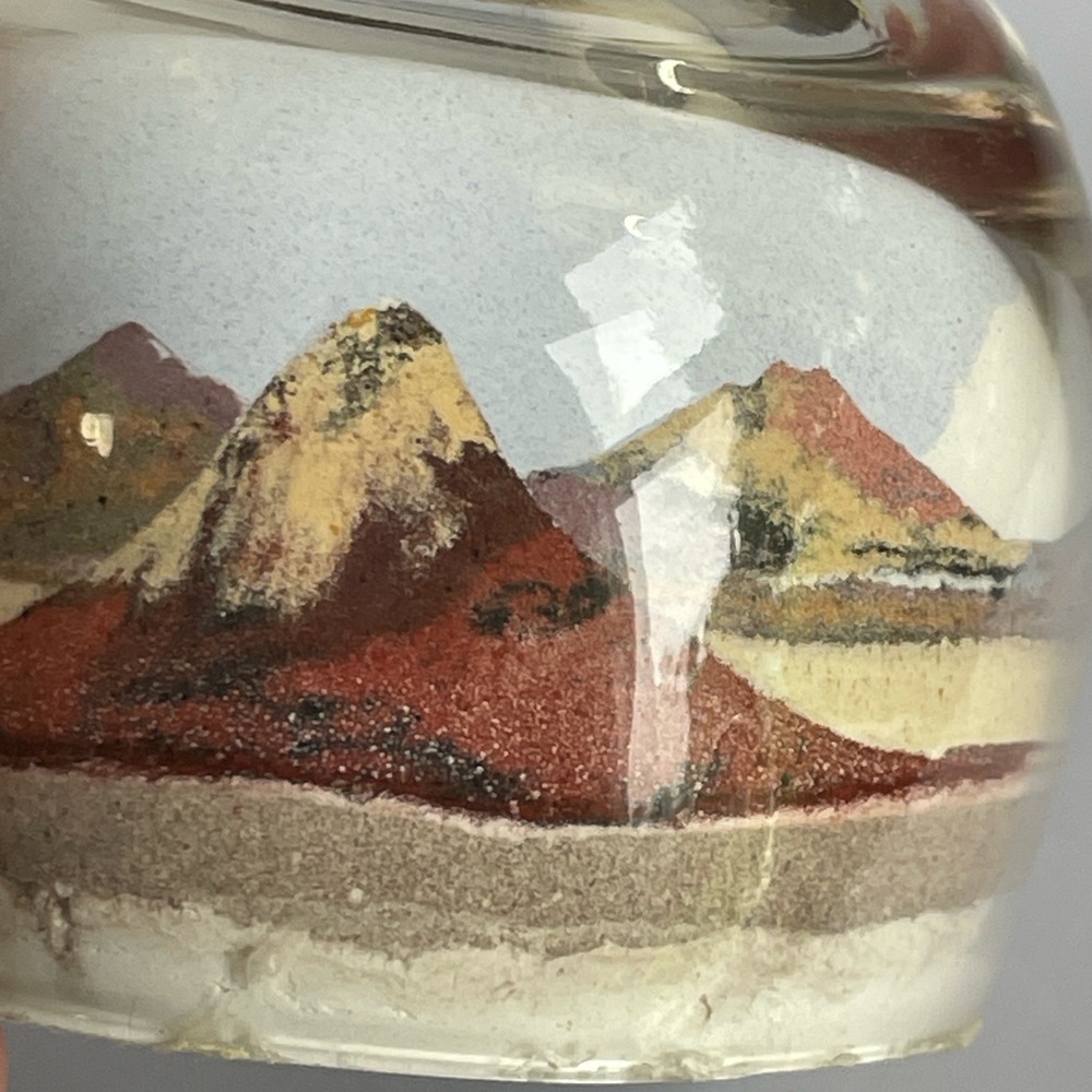 Vintage Painted Desert Sands Art Glass Paperweight Hand Made by‎ American Indian - Picture 9 of 9